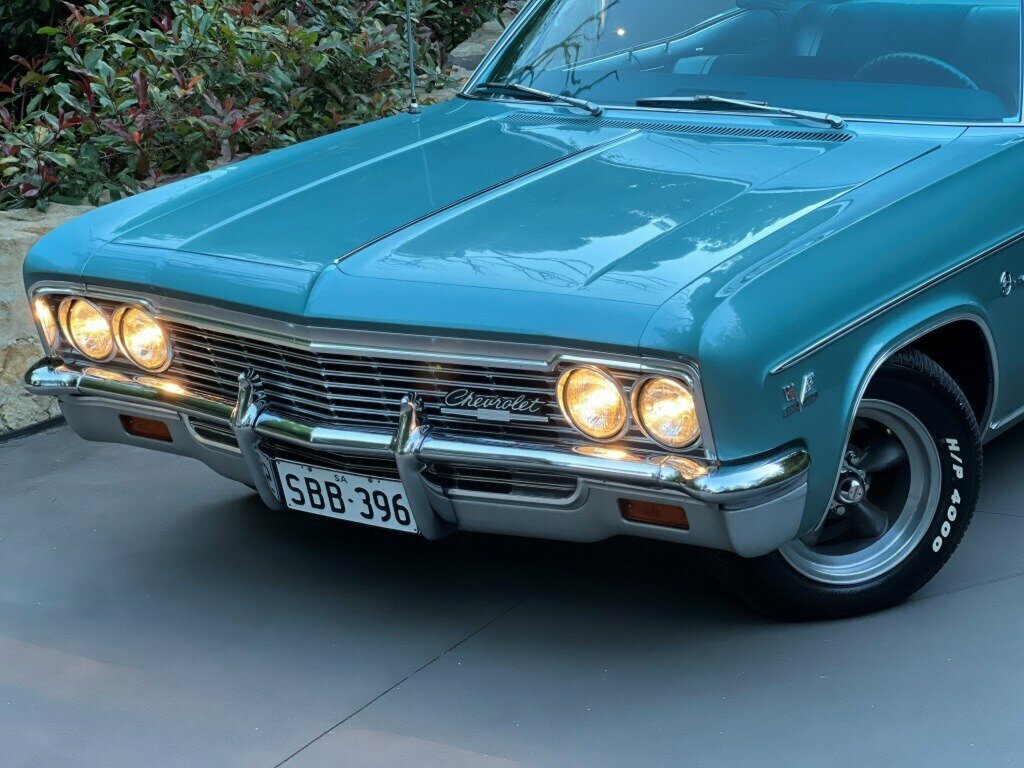 1966 CHEVROLET IMPALA SEDAN