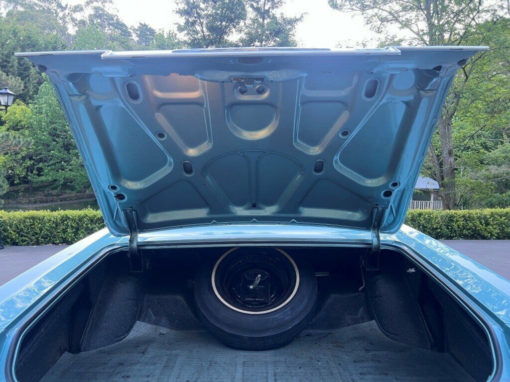 1966 CHEVROLET IMPALA SEDAN