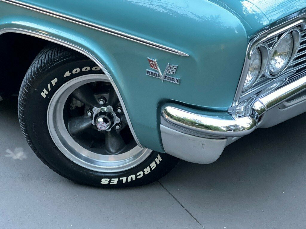1966 CHEVROLET IMPALA SEDAN