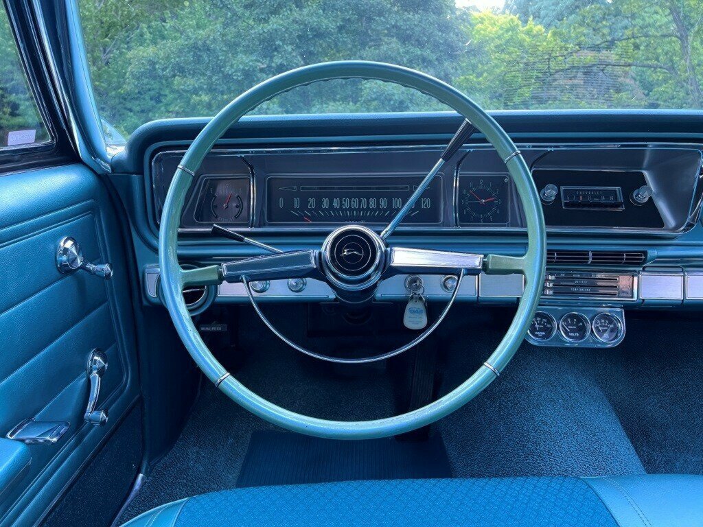 1966 CHEVROLET IMPALA SEDAN