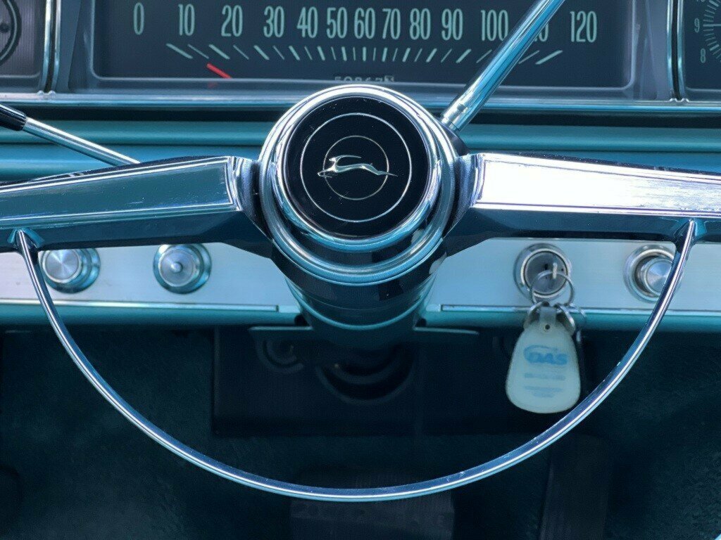 1966 CHEVROLET IMPALA SEDAN