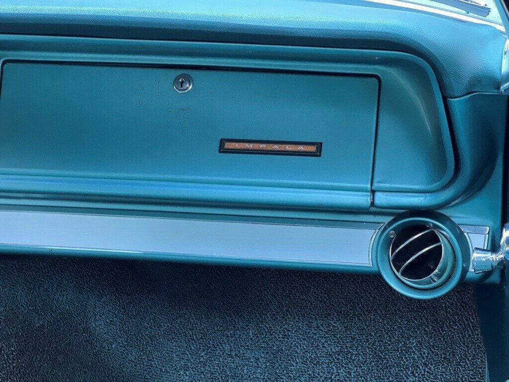 1966 CHEVROLET IMPALA SEDAN
