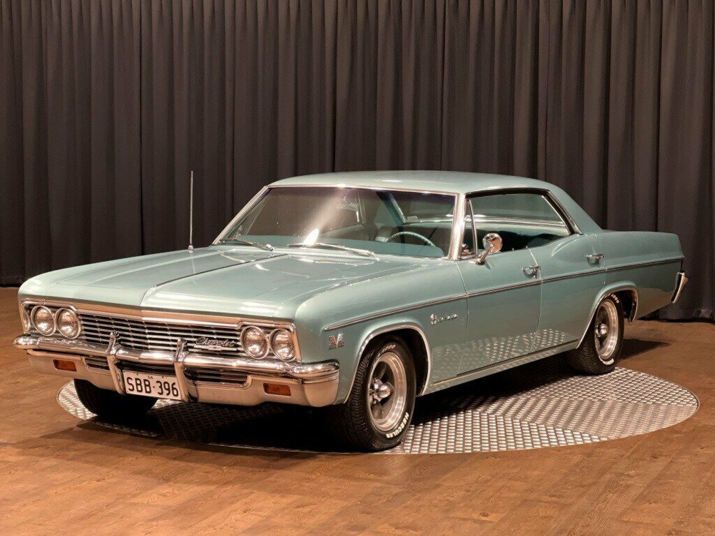 1966 CHEVROLET IMPALA SEDAN