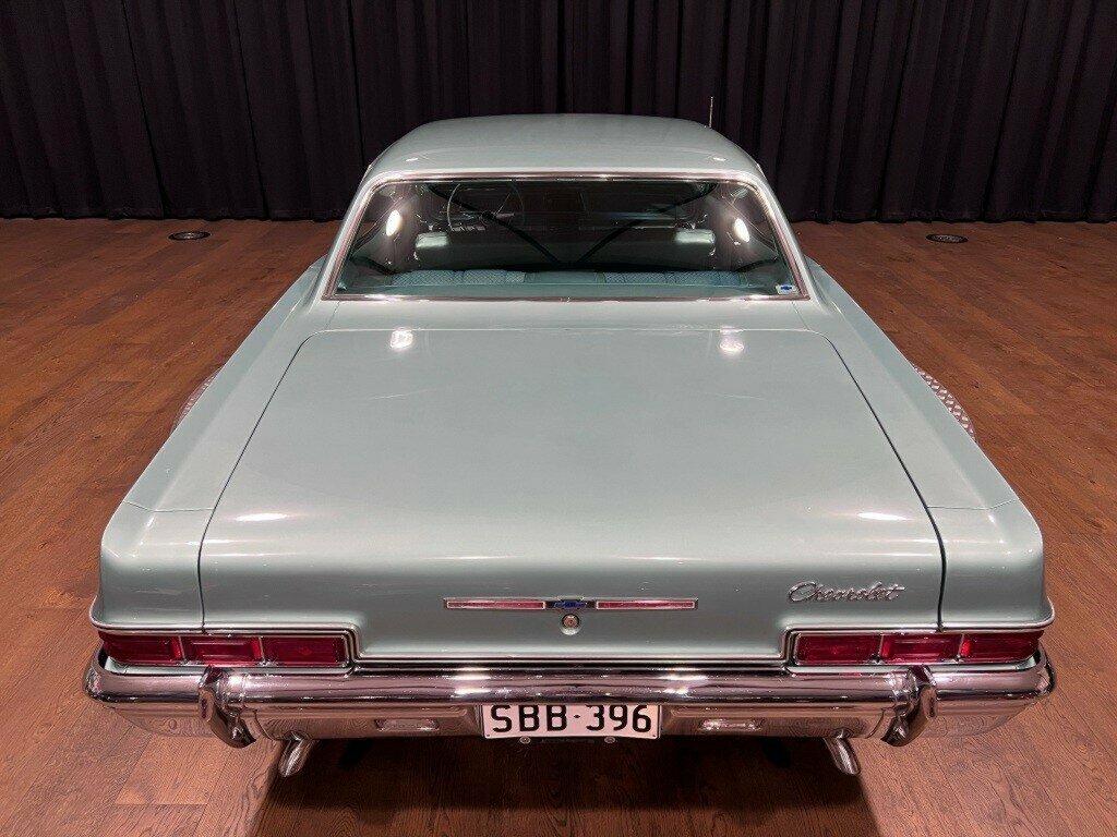 1966 CHEVROLET IMPALA SEDAN