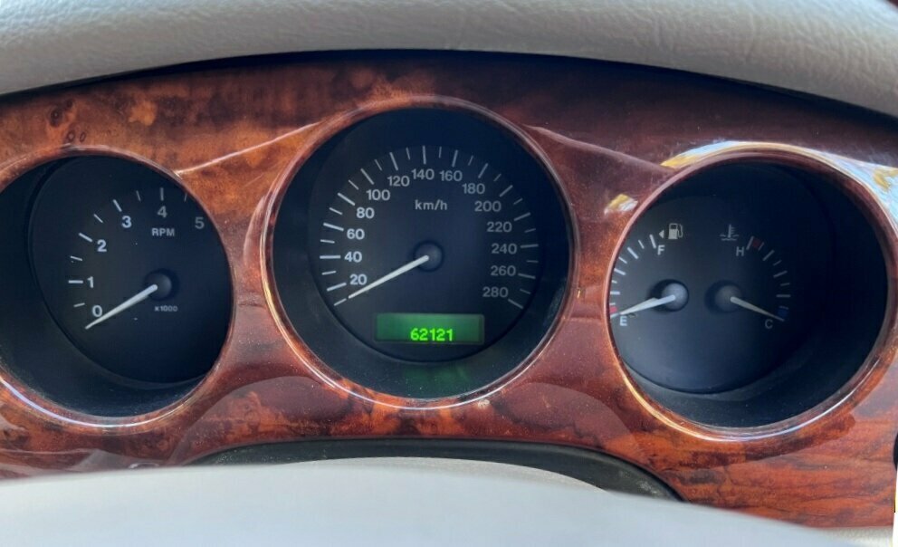 2002 JAGUAR XJ8 4.0 SPORT 5 SP AUTOMATIC 4D SALOON