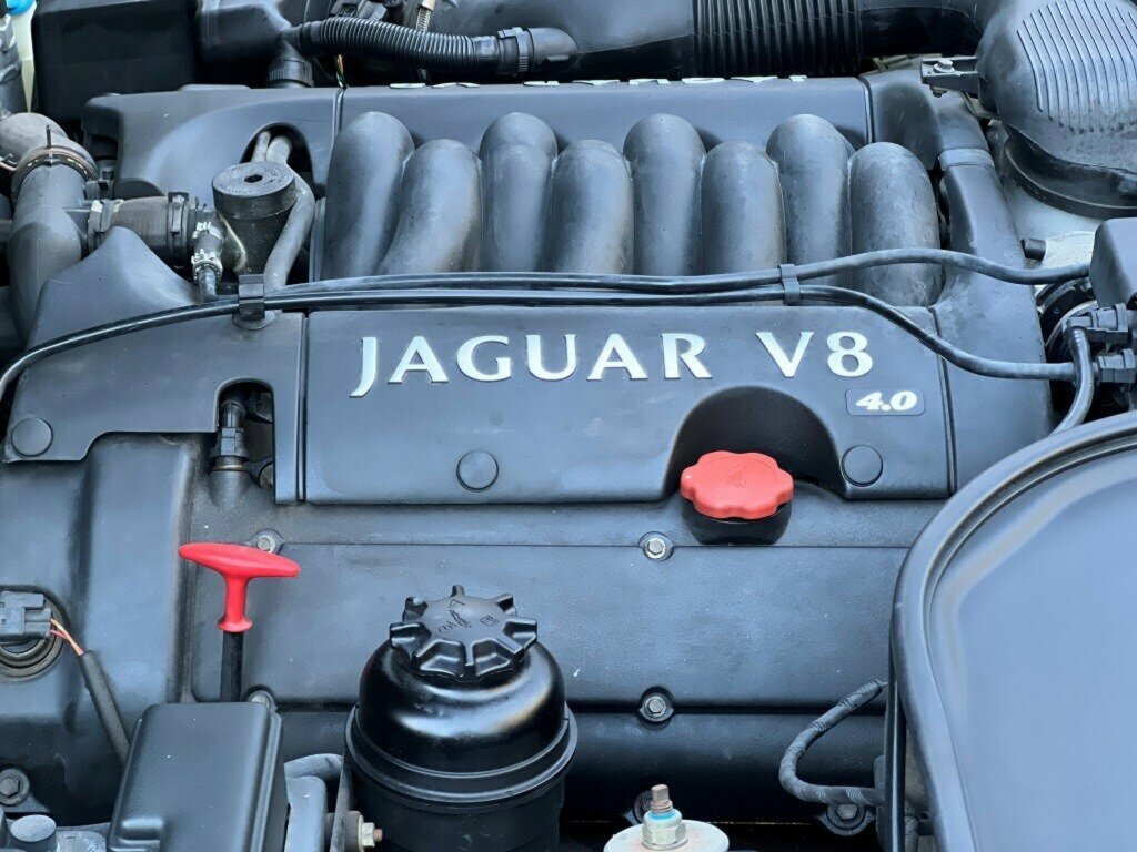 2002 JAGUAR XJ8 4.0 SPORT 5 SP AUTOMATIC 4D SALOON