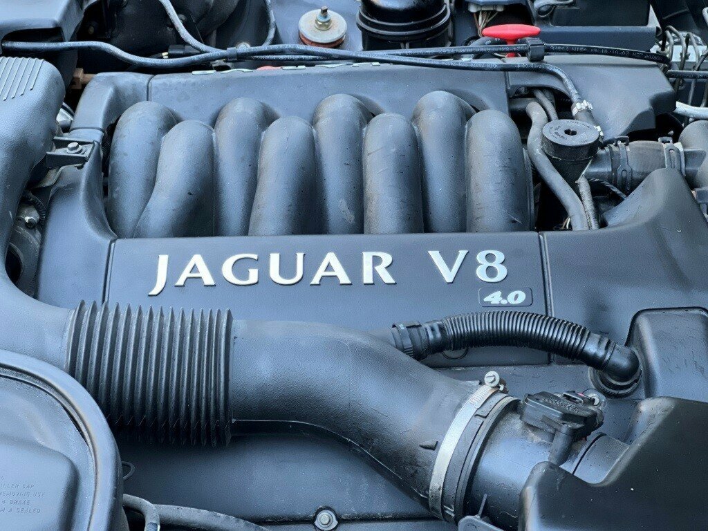 2002 JAGUAR XJ8 4.0 SPORT 5 SP AUTOMATIC 4D SALOON