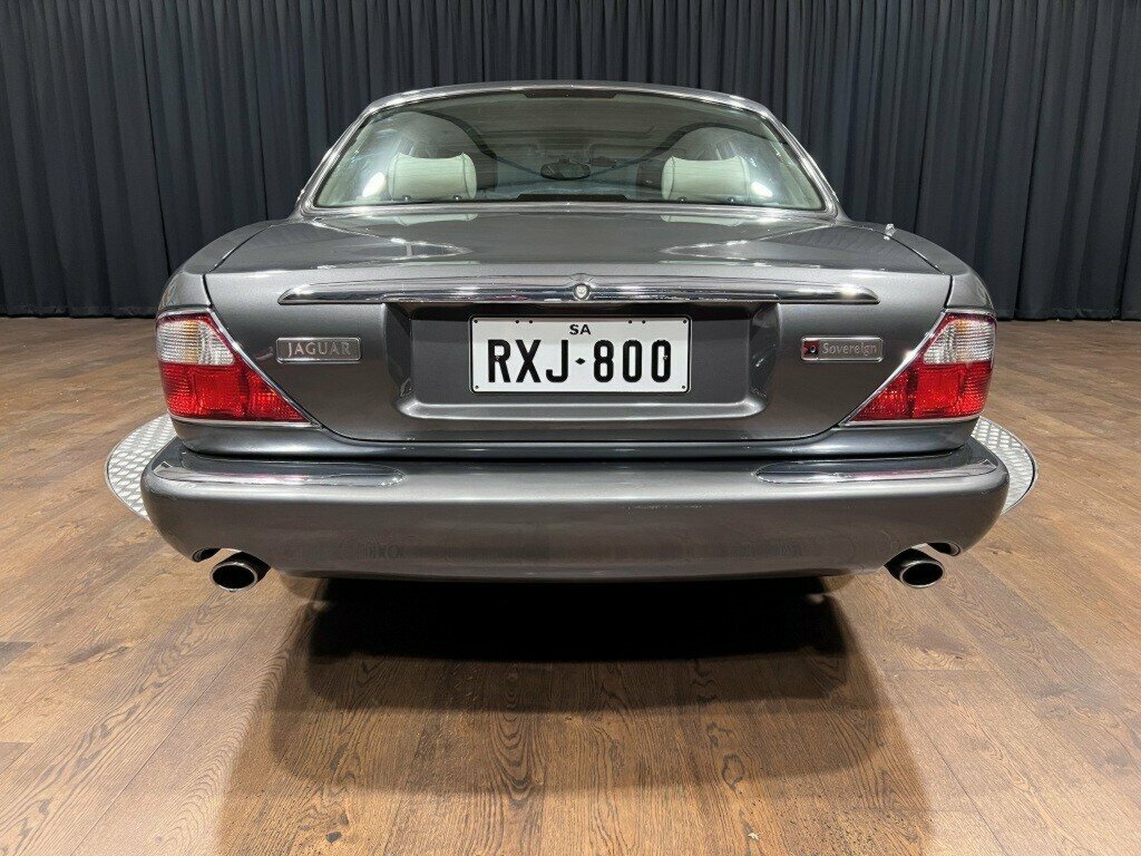 2002 JAGUAR XJ8 4.0 SPORT 5 SP AUTOMATIC 4D SALOON