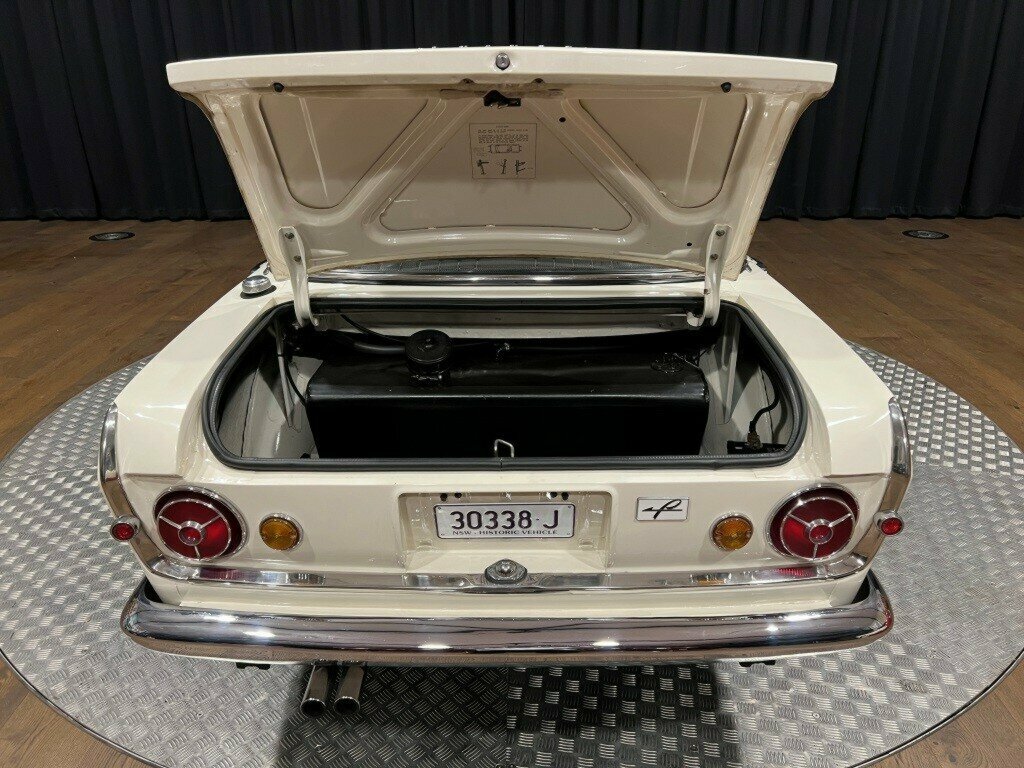 1967 PRINCE/PMC A200 GTB 5 SP MANUAL 4D SEDAN
