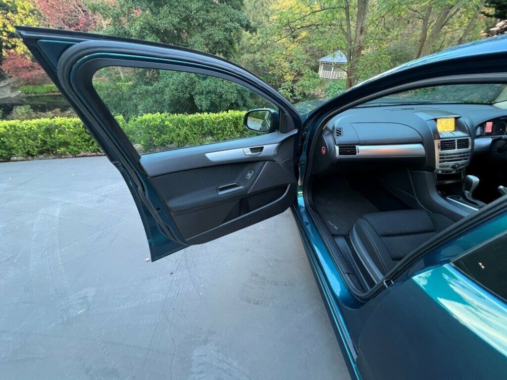 2010 FORD FALCON FG XR6 5 SP AUTO SEQ SPORT SHIFT UTILITY