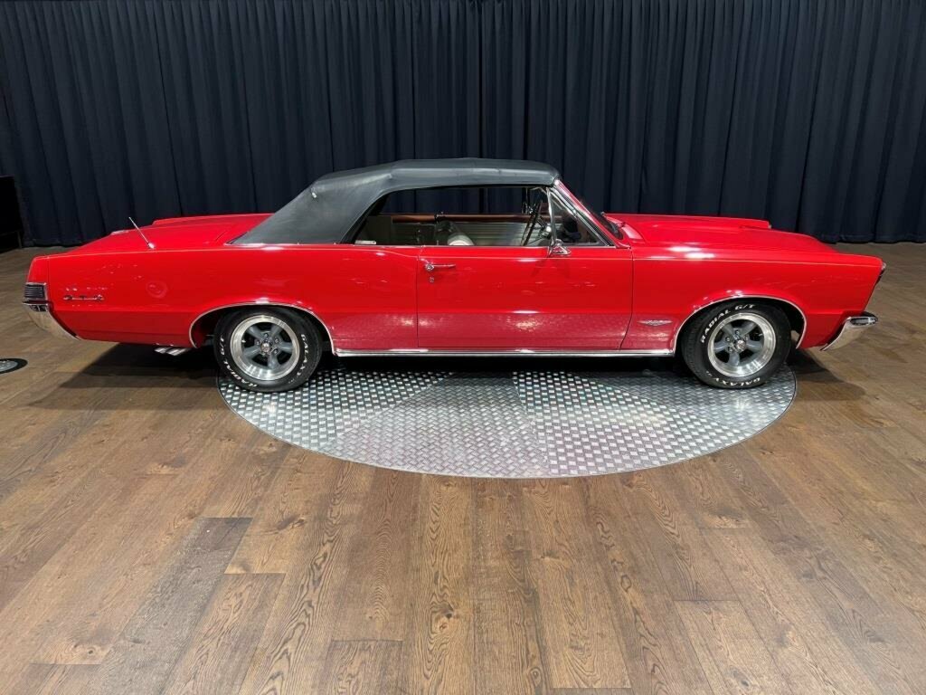 1965 PONTIAC LEMANS GTO 4 SP MANUAL 2D CONVERTIBLE