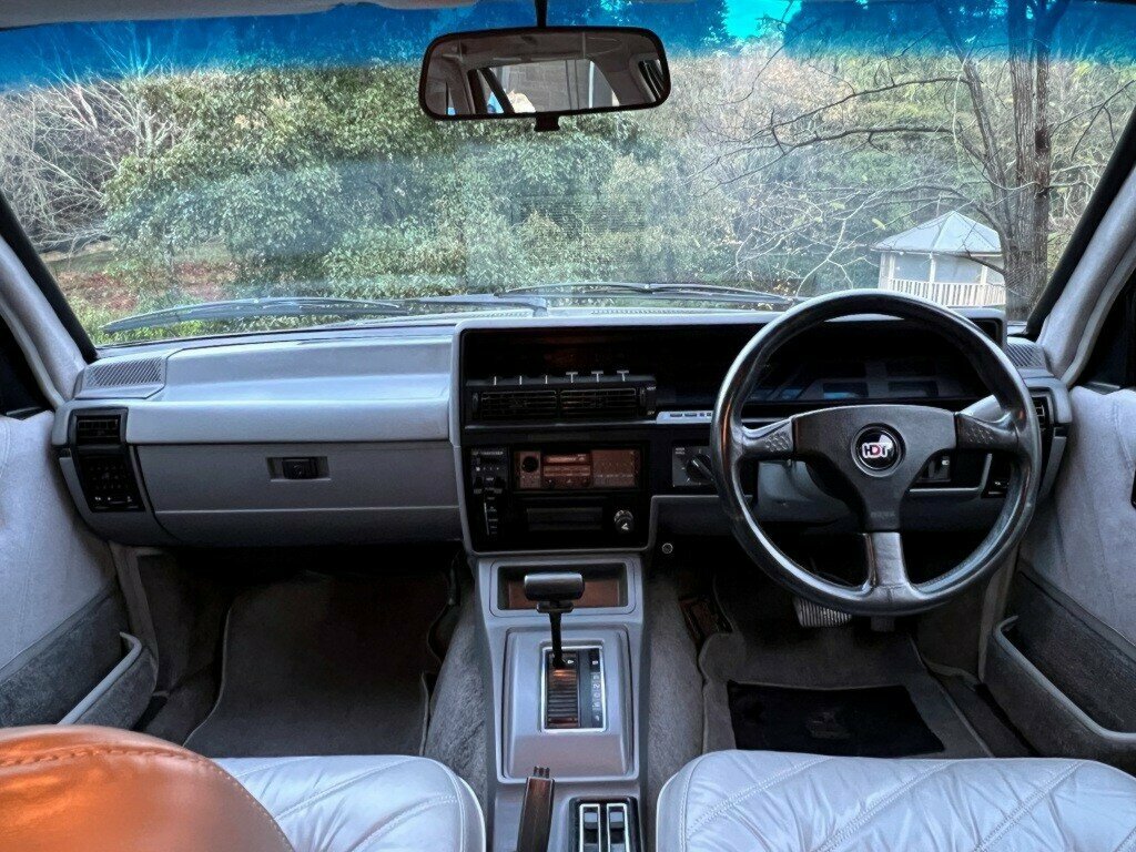 1985 HOLDEN HDT CALAIS DIRECTOR 3 SP AUTOMATIC 4D SEDAN