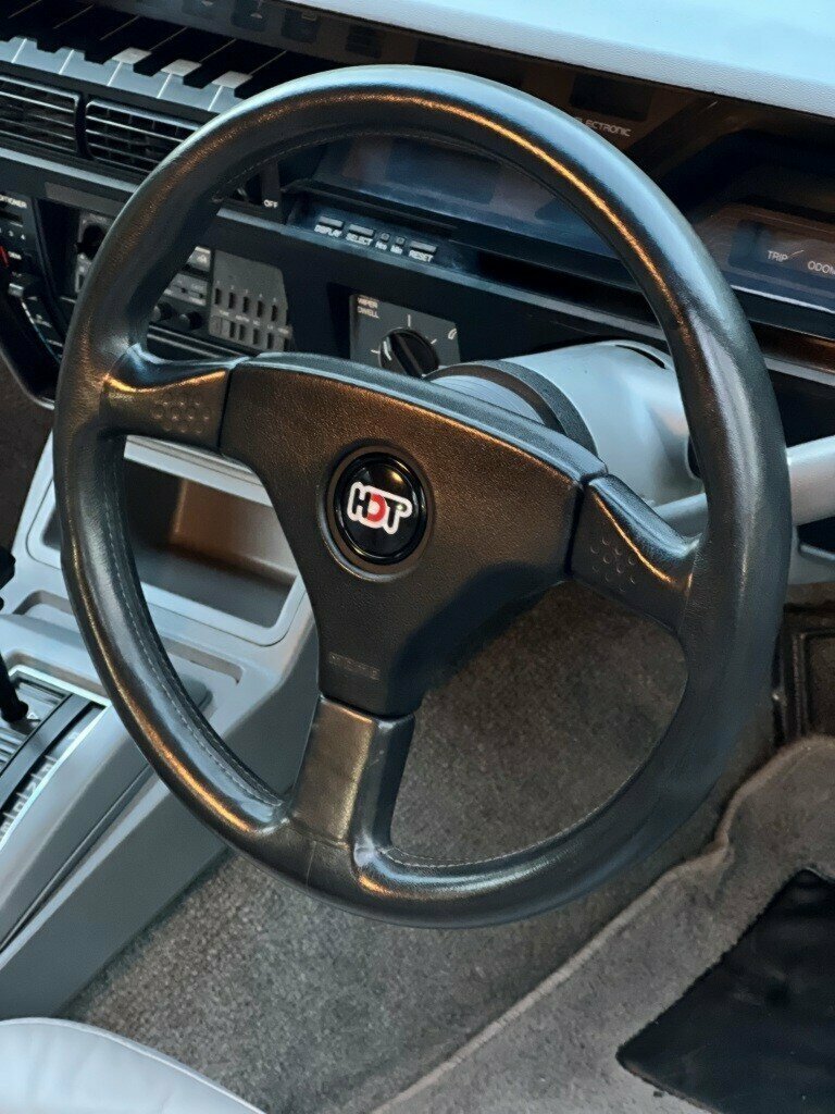 1985 HOLDEN HDT CALAIS DIRECTOR 3 SP AUTOMATIC 4D SEDAN