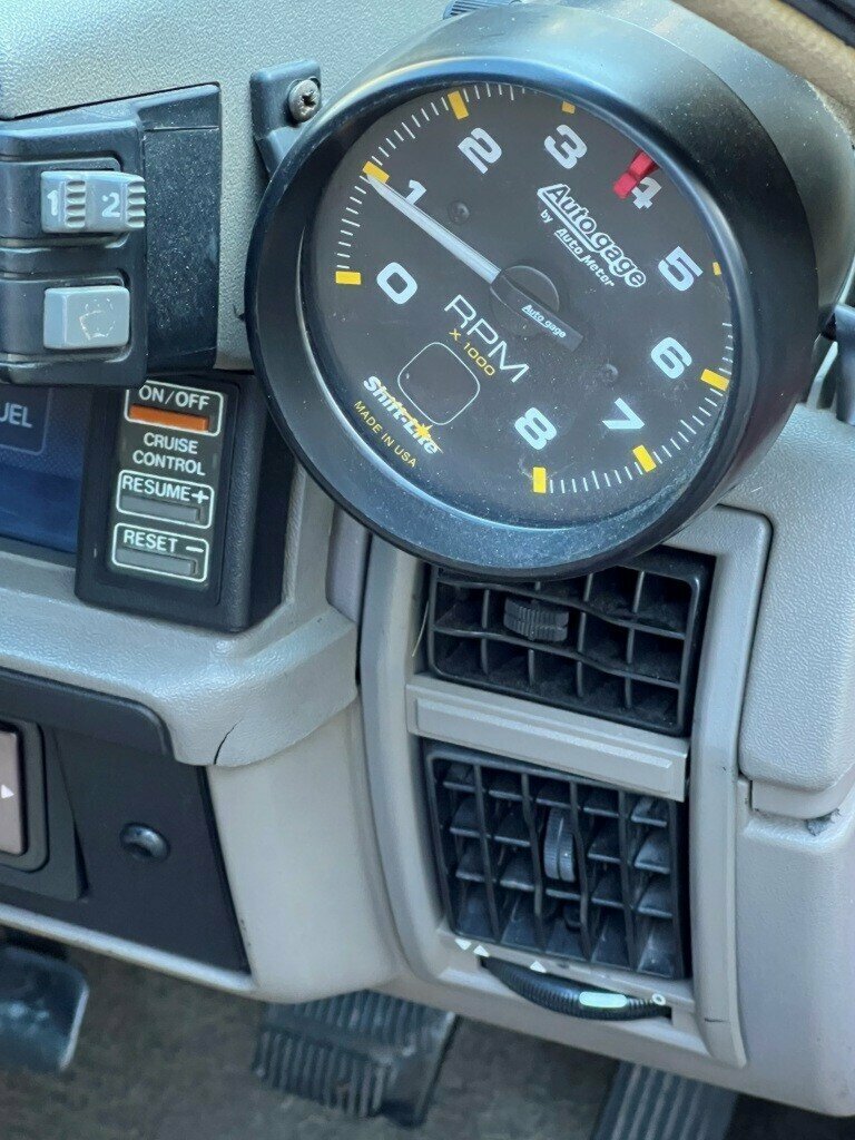 1986 HOLDEN COMMODORE VL SL 5 SP MANUAL 4D SEDAN