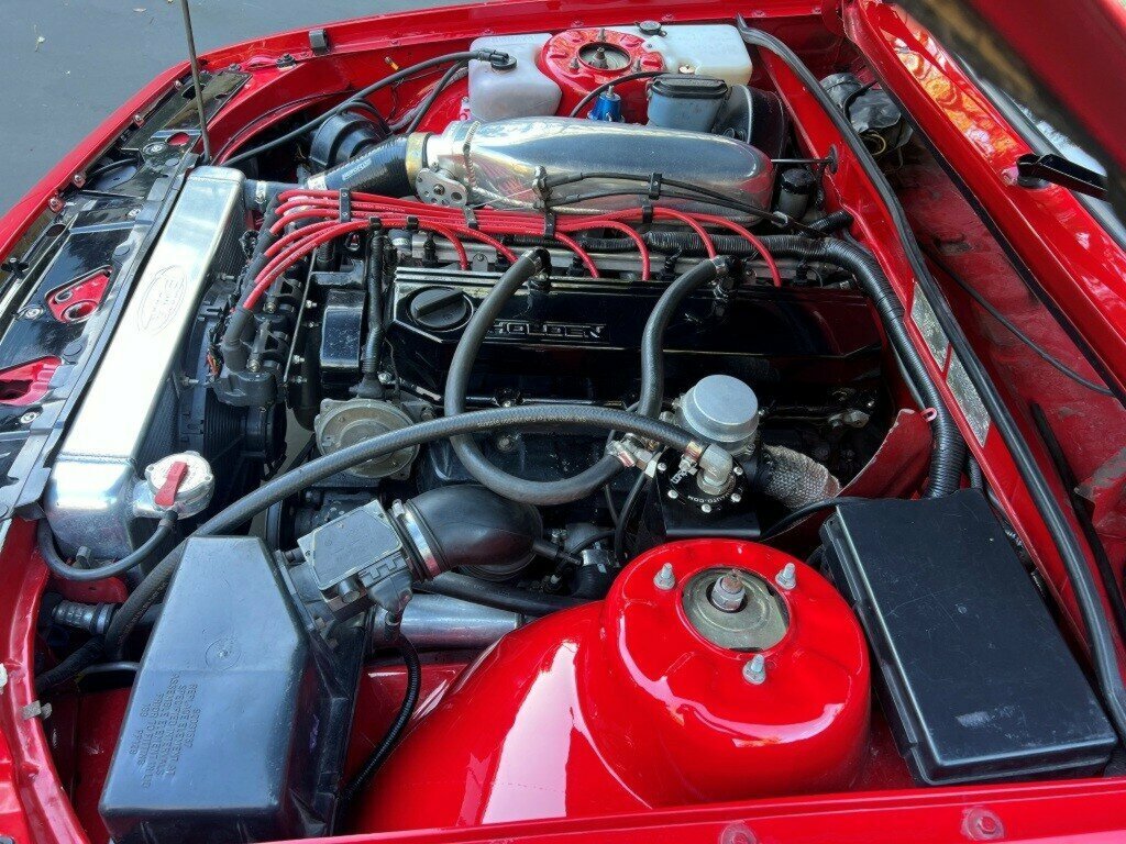 1986 HOLDEN COMMODORE VL SL 5 SP MANUAL 4D SEDAN