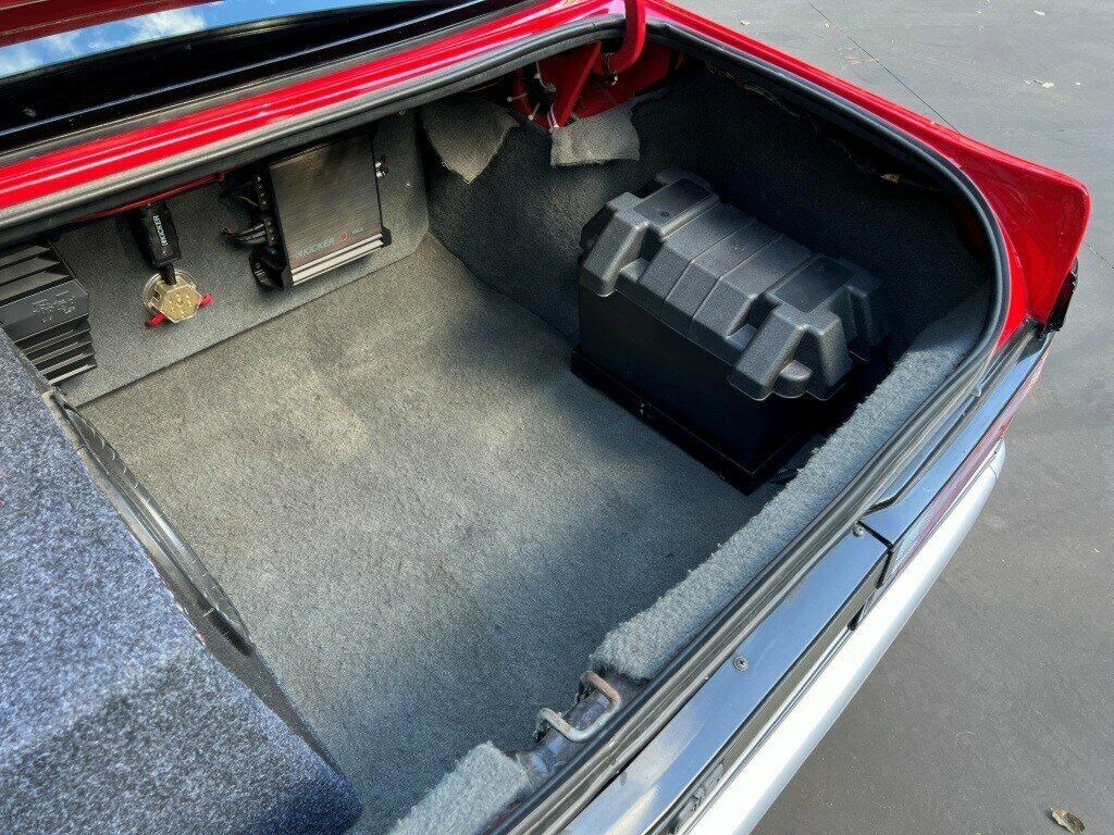 1986 HOLDEN COMMODORE VL SL 5 SP MANUAL 4D SEDAN