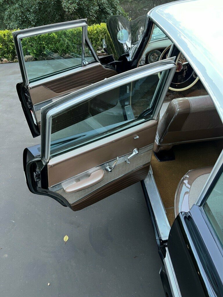 1958 CHRYSLER SARATOGA AUTOMATIC 4D SEDAN