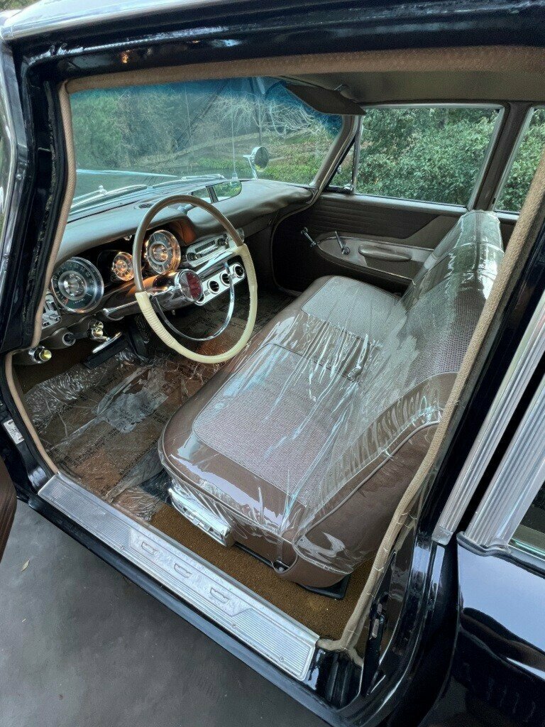 1958 CHRYSLER SARATOGA AUTOMATIC 4D SEDAN