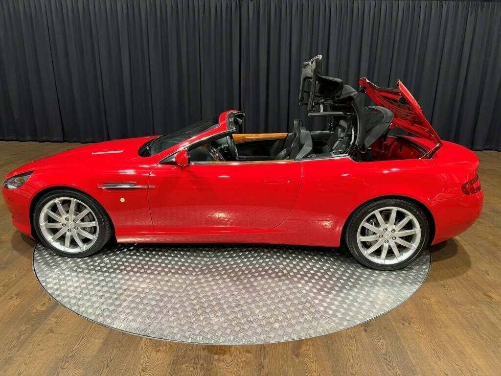 2005 ASTON MARTIN DB9 VOLANTE 6 SP AUTO TOUCHTRONIC 2D CONVERTIBLE