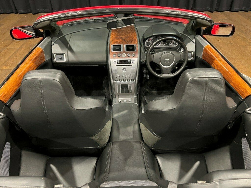2005 ASTON MARTIN DB9 VOLANTE 6 SP AUTO TOUCHTRONIC 2D CONVERTIBLE
