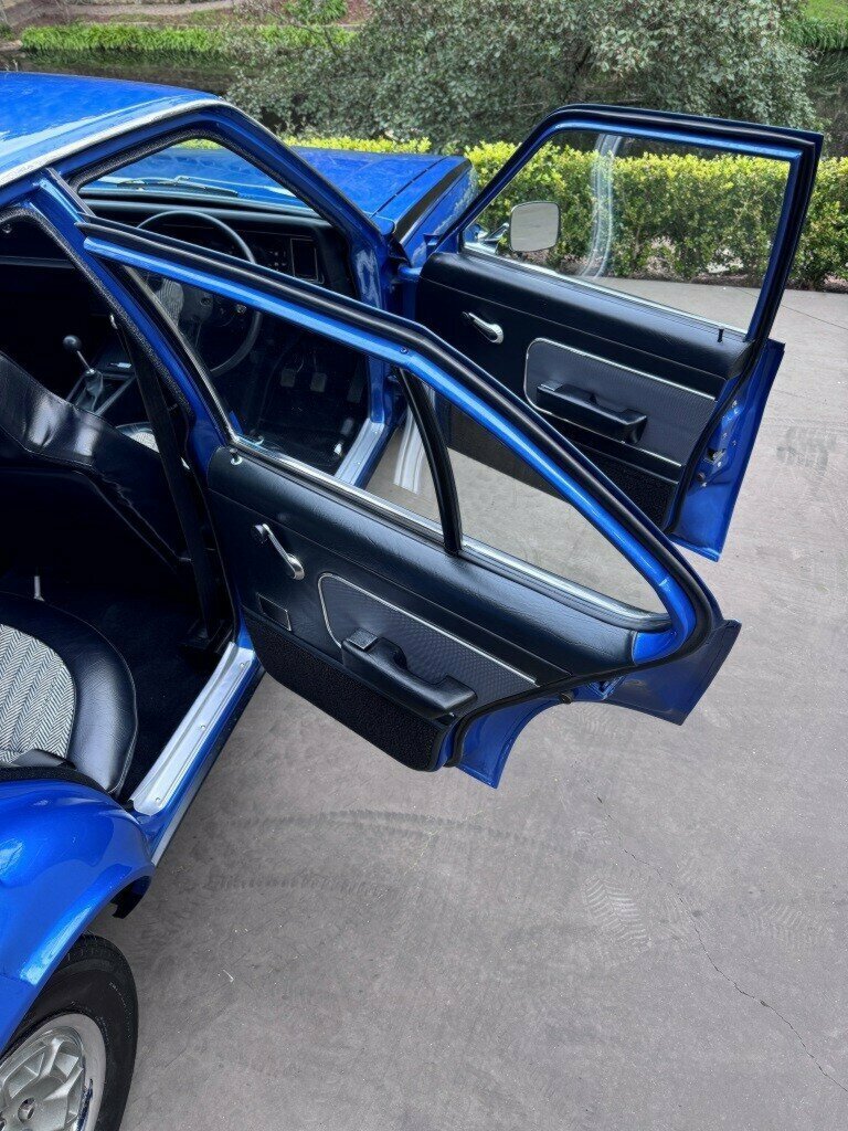 1974 HOLDEN TORANA LH SL/R 5000 4 SP MANUAL 4D SEDAN