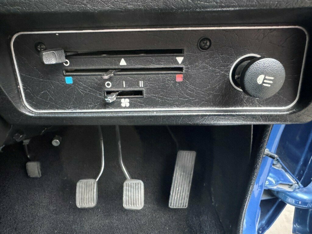 1974 HOLDEN TORANA LH SL/R 5000 4 SP MANUAL 4D SEDAN