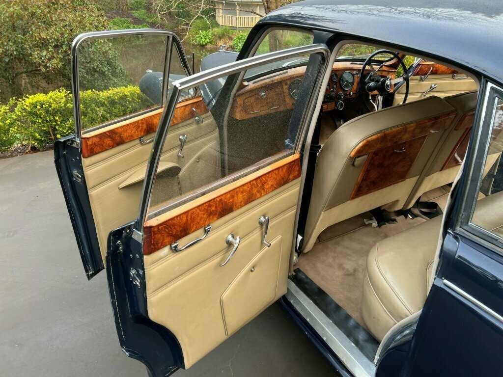 1967 DAIMLER MAJESTIC MAJOR DQ450 3 SP AUTOMATIC 4D SEDAN