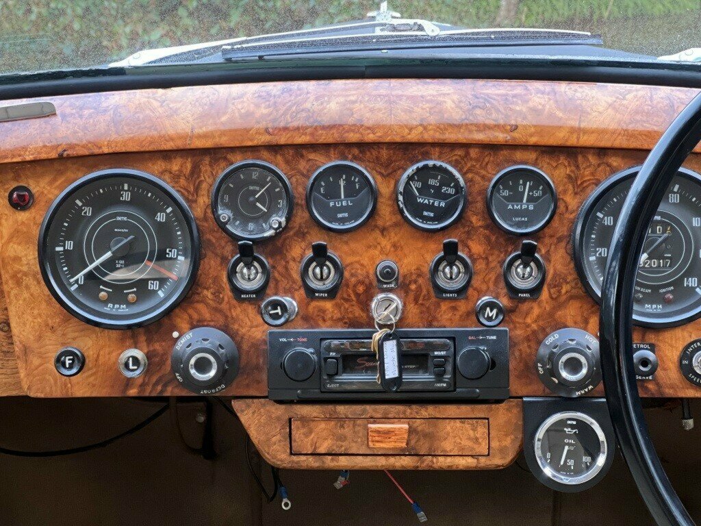 1967 DAIMLER MAJESTIC MAJOR DQ450 3 SP AUTOMATIC 4D SEDAN