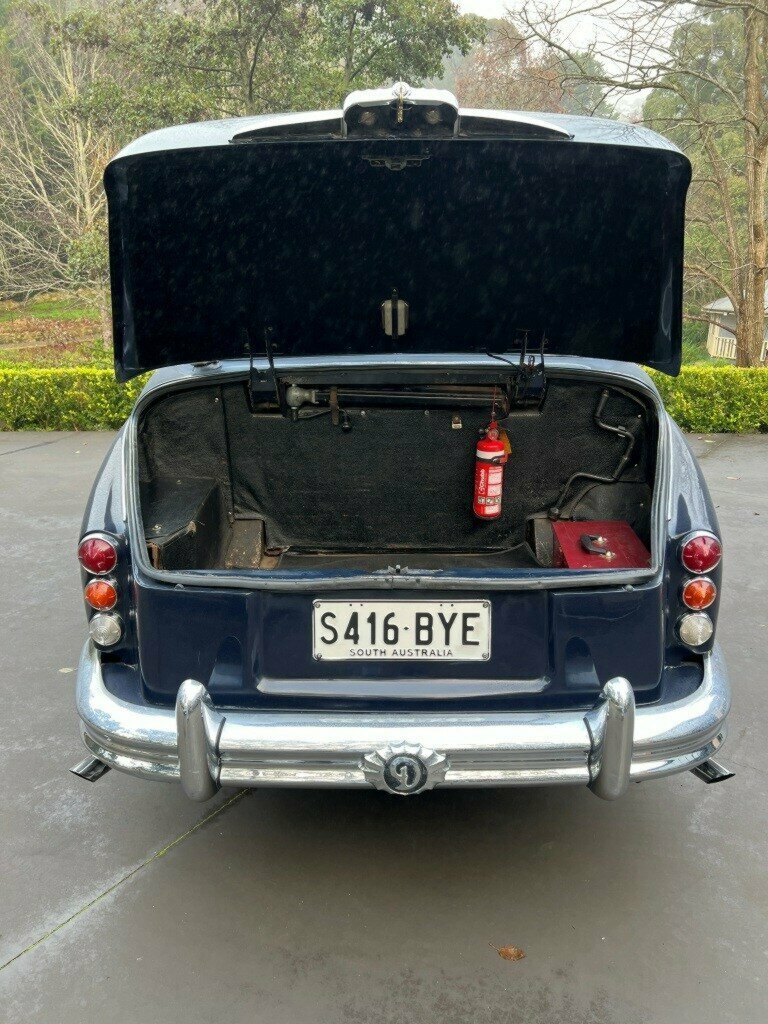 1967 DAIMLER MAJESTIC MAJOR DQ450 3 SP AUTOMATIC 4D SEDAN