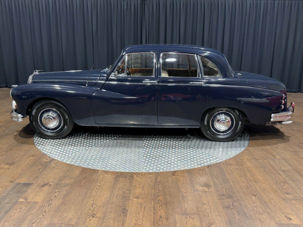 1967 DAIMLER MAJESTIC MAJOR DQ450 3 SP AUTOMATIC 4D SEDAN