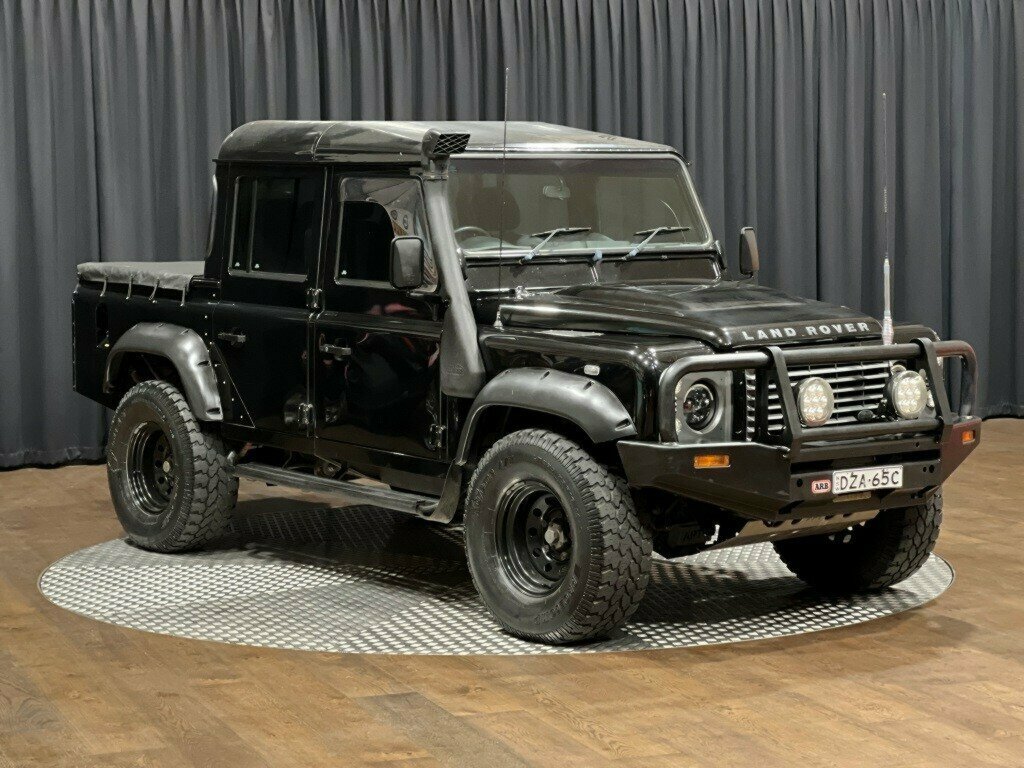2011 LAND ROVER DEFENDER MY11 130 HCPU (4X4) 6 SP MANUAL CREW CAB P/UP