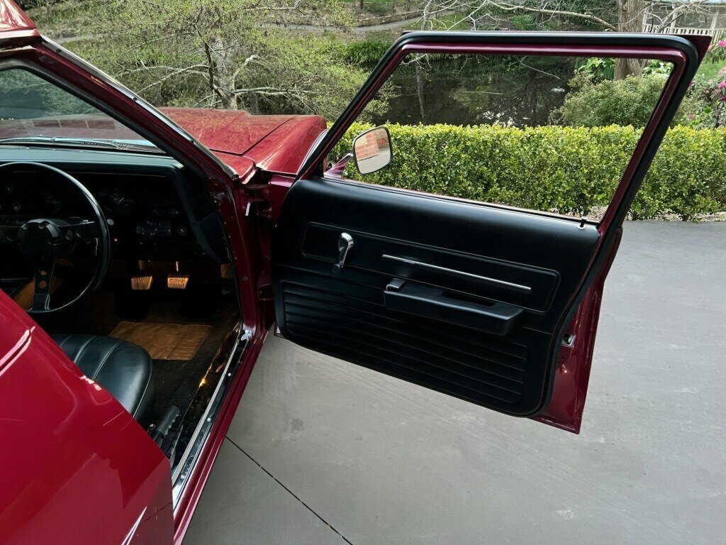1976 HOLDEN SANDMAN HJ 4 SP MANUAL VAN