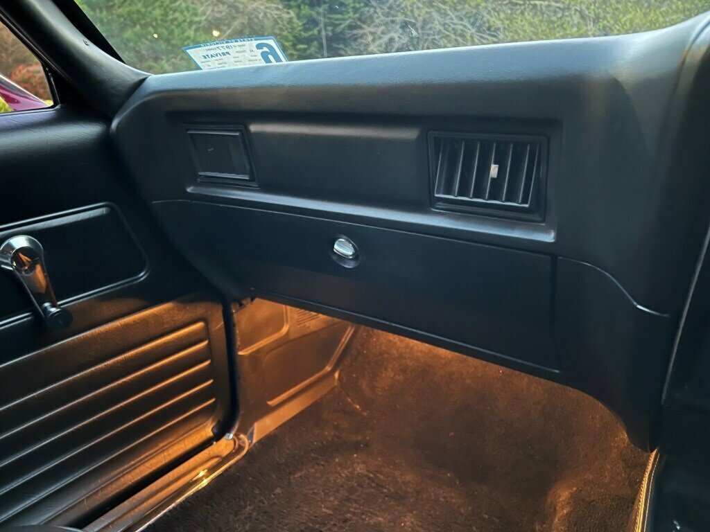 1976 HOLDEN SANDMAN HJ 4 SP MANUAL VAN