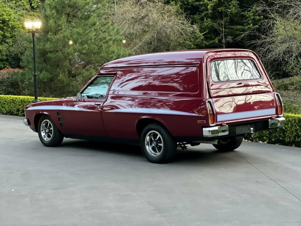 1976 HOLDEN SANDMAN HJ 4 SP MANUAL VAN