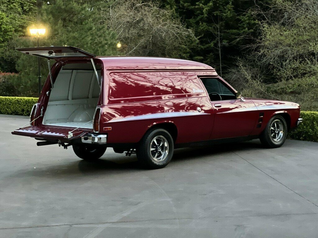 1976 HOLDEN SANDMAN HJ 4 SP MANUAL VAN