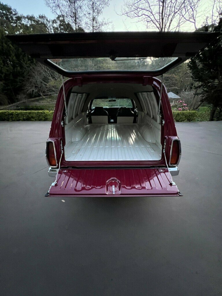 1976 HOLDEN SANDMAN HJ 4 SP MANUAL VAN