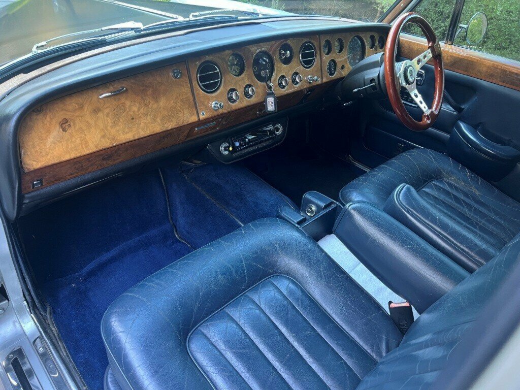 1969 ROLLS-ROYCE SILVER SHADOW 4 SP AUTOMATIC 4D SALOON
