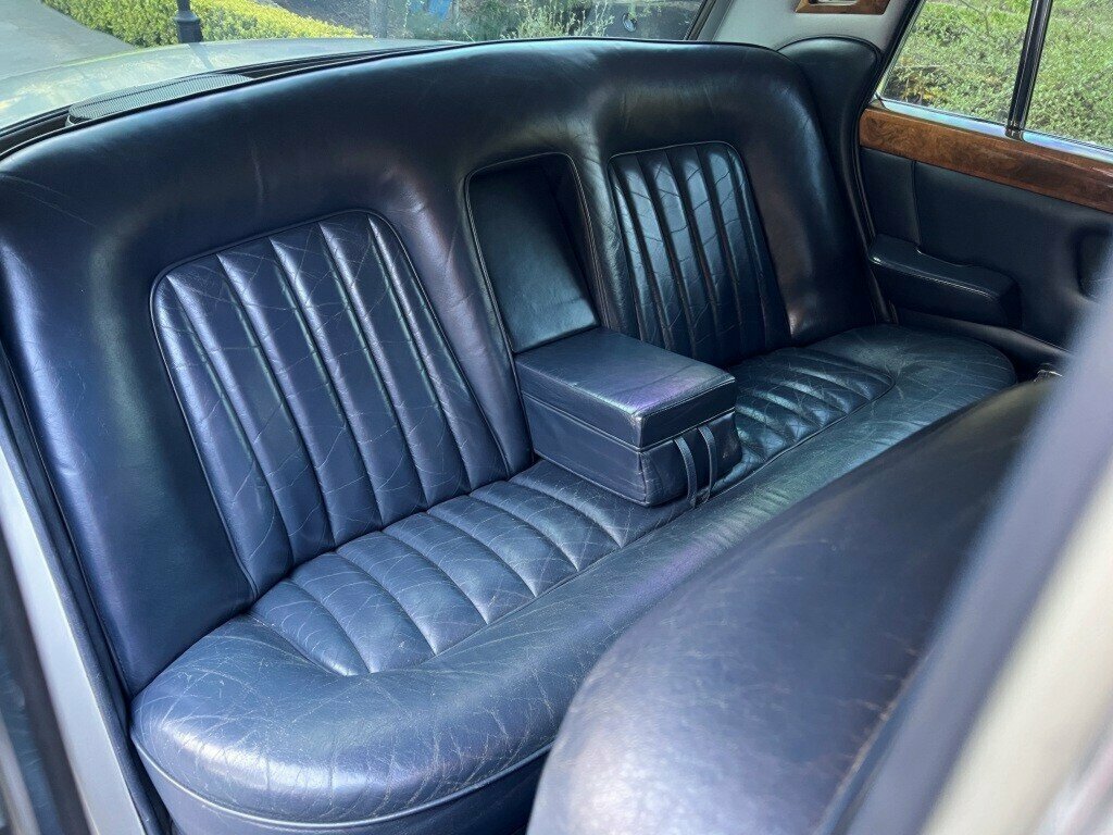 1969 ROLLS-ROYCE SILVER SHADOW 4 SP AUTOMATIC 4D SALOON