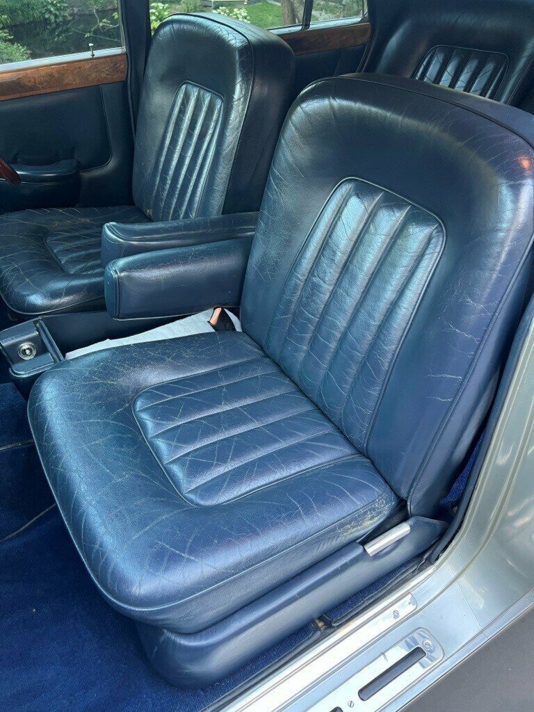 1969 ROLLS-ROYCE SILVER SHADOW 4 SP AUTOMATIC 4D SALOON