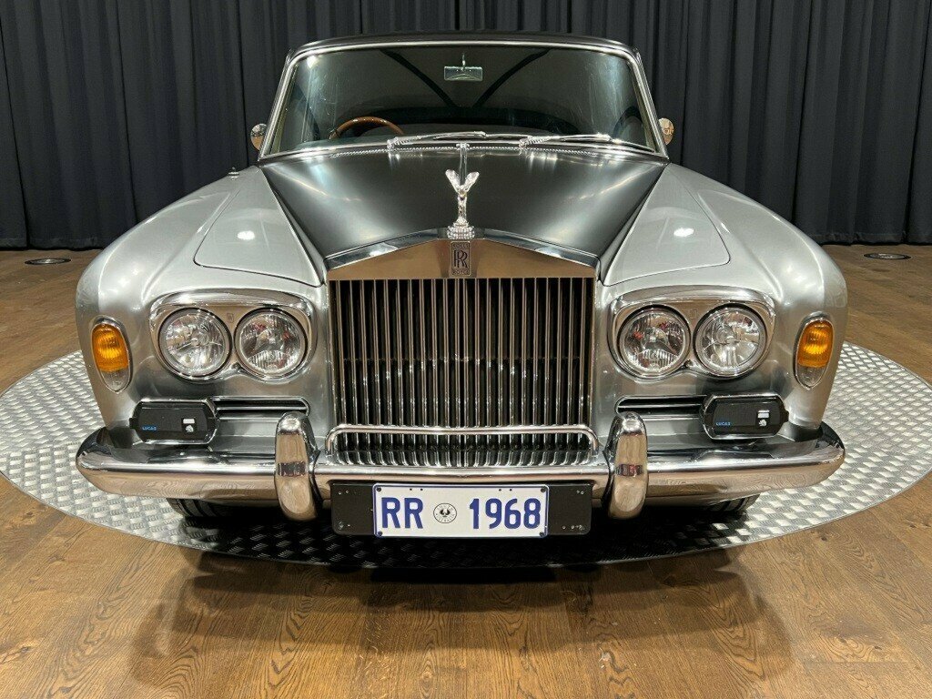1969 ROLLS-ROYCE SILVER SHADOW 4 SP AUTOMATIC 4D SALOON
