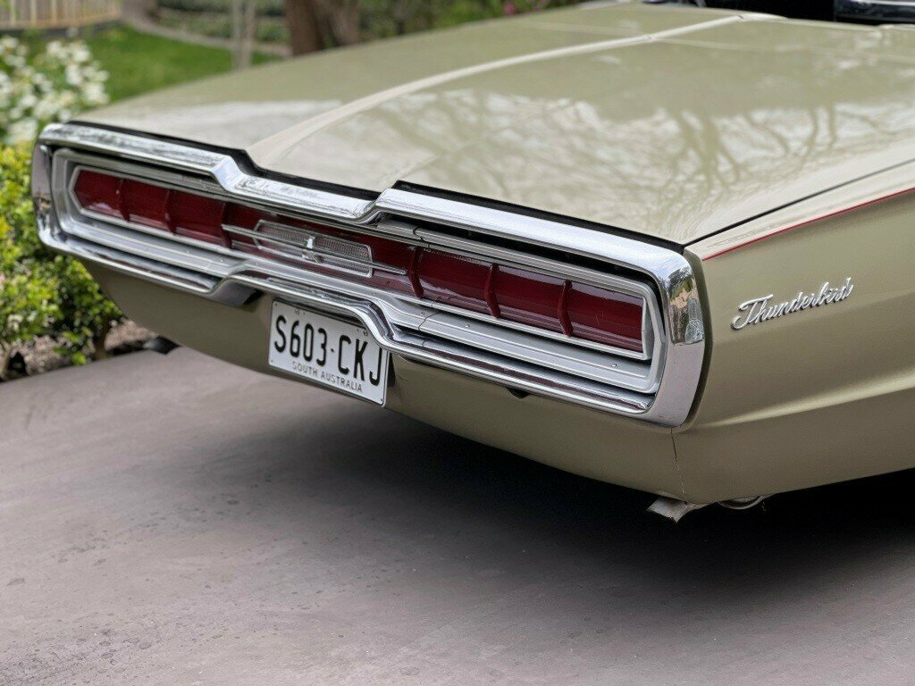 1966 FORD THUNDERBIRD 3 SP AUTOMATIC CONVERTIBLE
