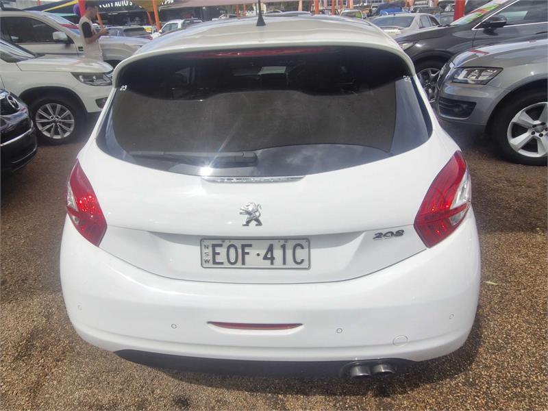 2012 PEUGEOT 208 ALLURE 5 SP MANUAL 5D HATCHBACK