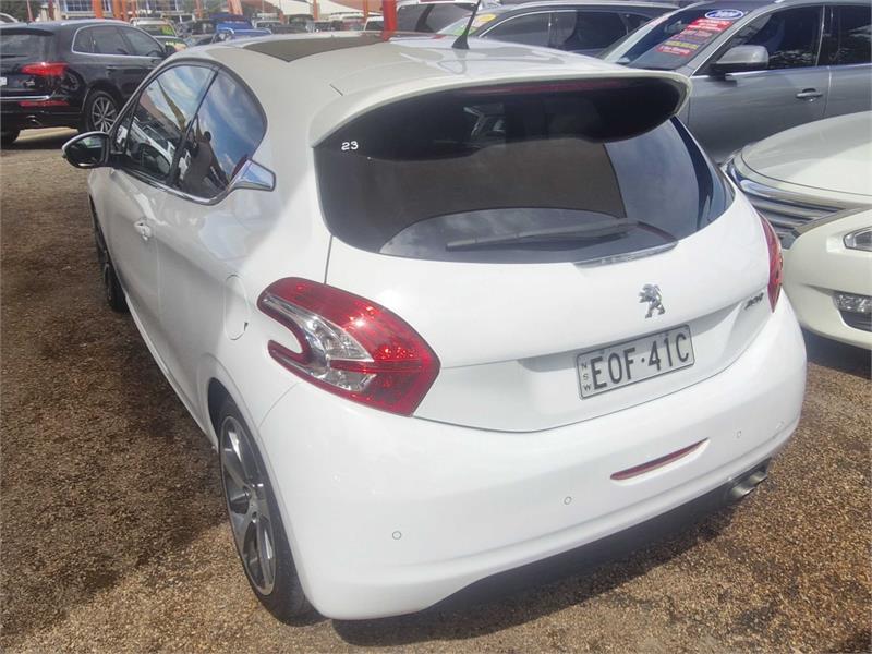 2012 PEUGEOT 208 ALLURE 5 SP MANUAL 5D HATCHBACK