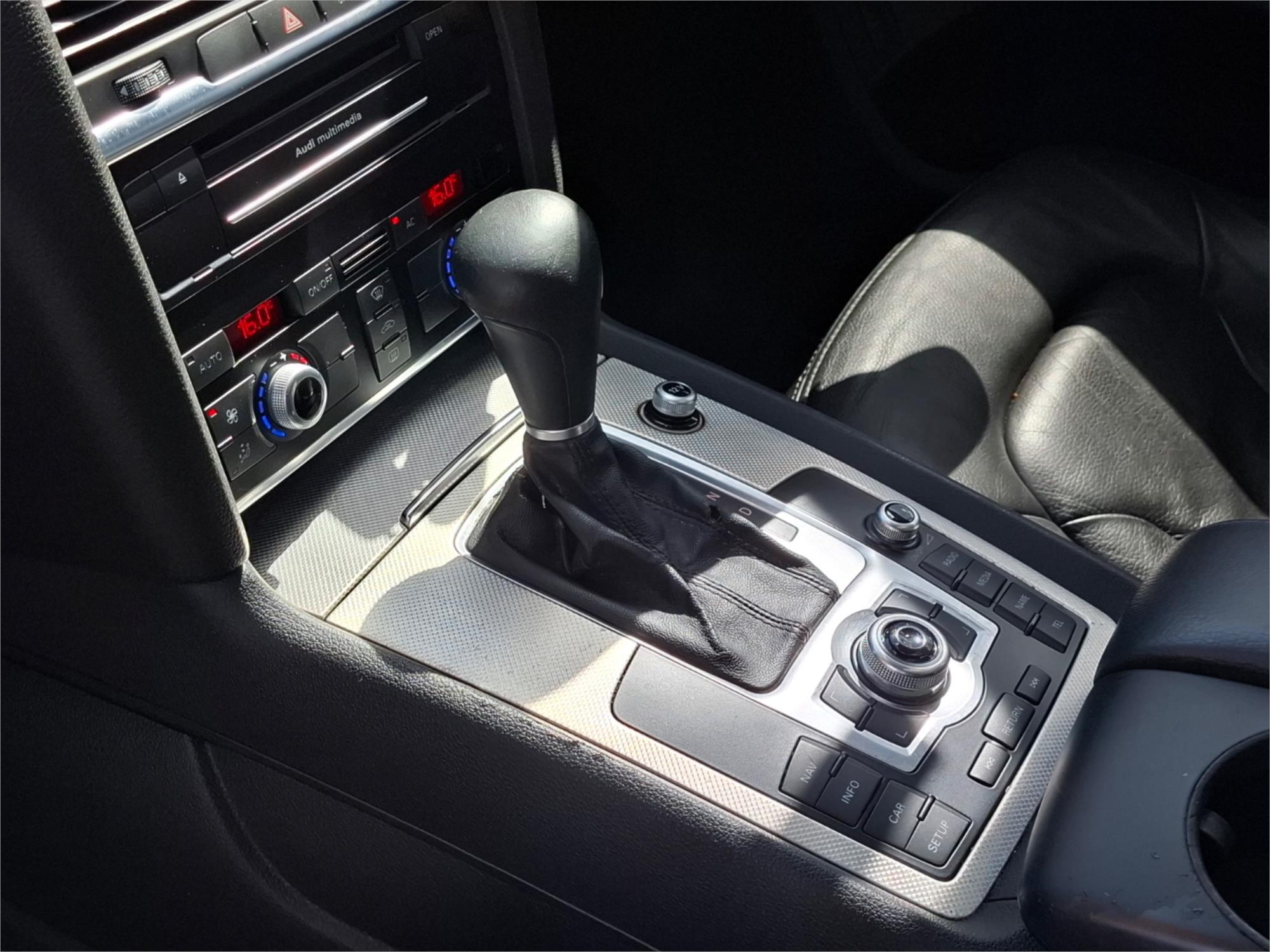 2010 AUDI Q7 MY11 3.0 TDI QUATTRO 8 SP AUTOMATIC TIPTRONIC 4D WAGON