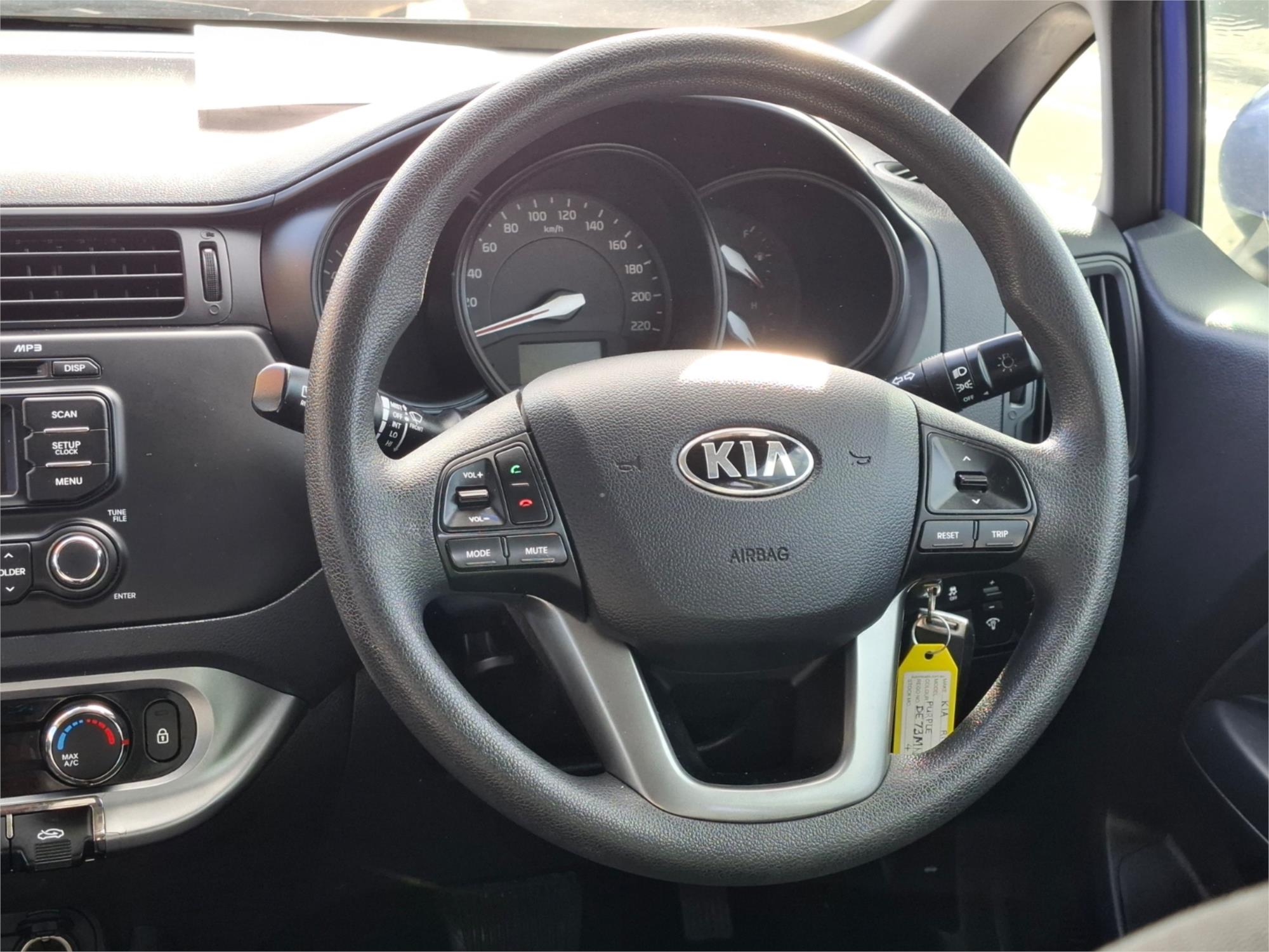 2013 KIA RIO UB MY13 SI 6 SP AUTOMATIC 5D HATCHBACK