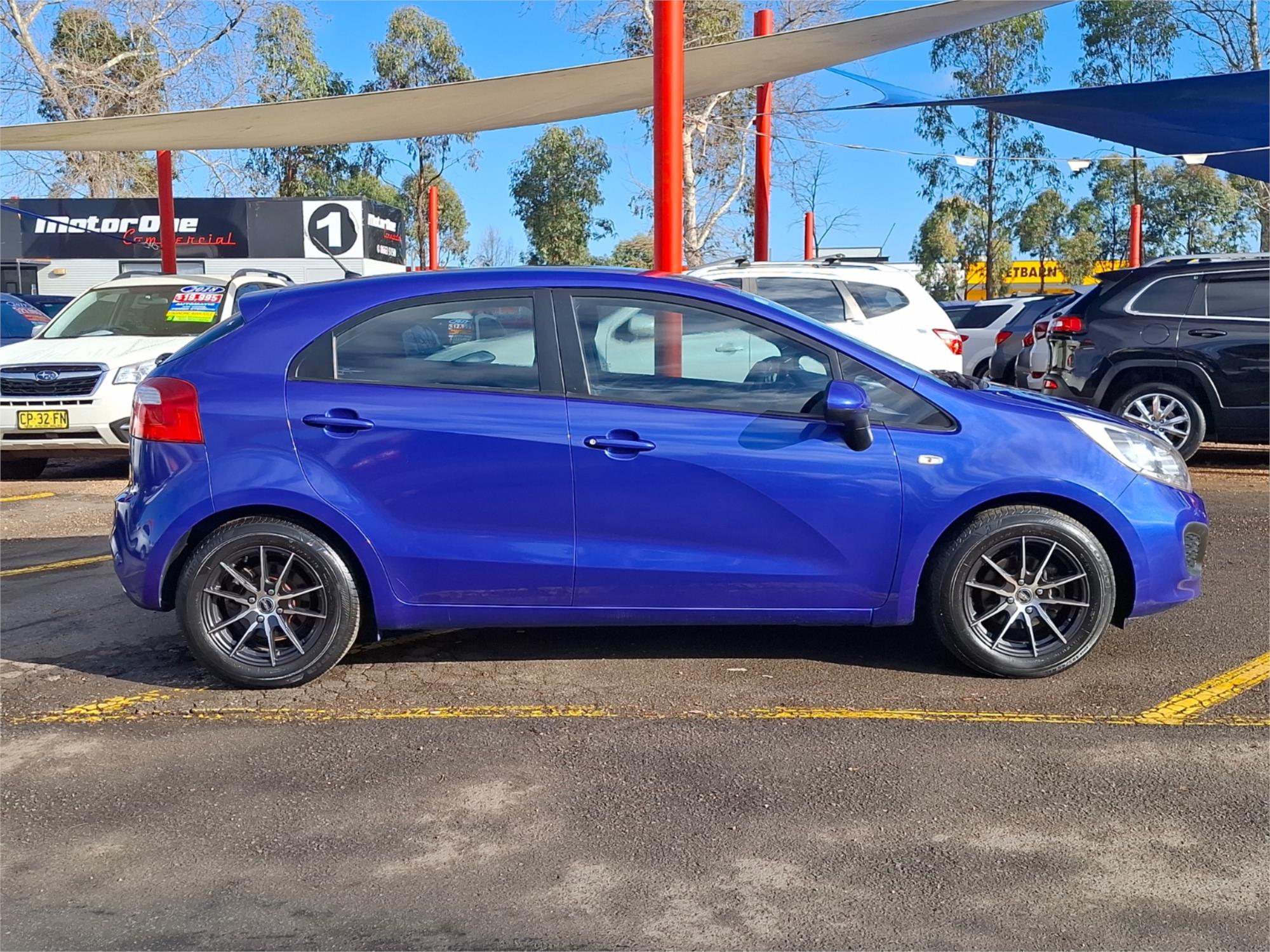2013 KIA RIO UB MY13 SI 6 SP AUTOMATIC 5D HATCHBACK