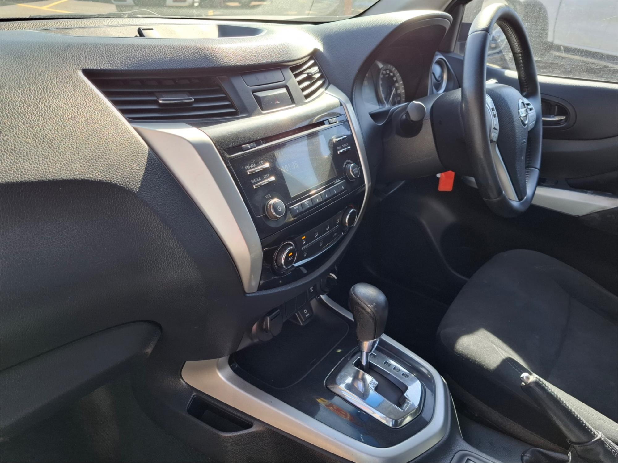 2016 NISSAN NAVARA NP300 D23 ST (4x2) 7 SP AUTOMATIC DUAL CAB UTILITY