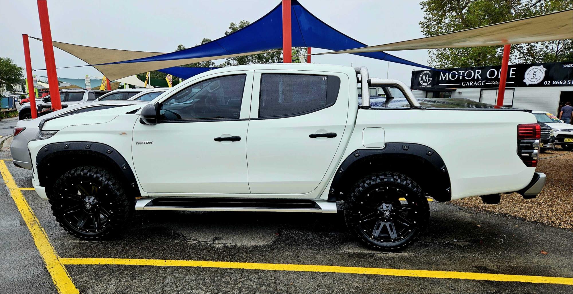 2019 MITSUBISHI TRITON MR MY19 GLX (4x4) 6 SP MANUAL C/CHAS