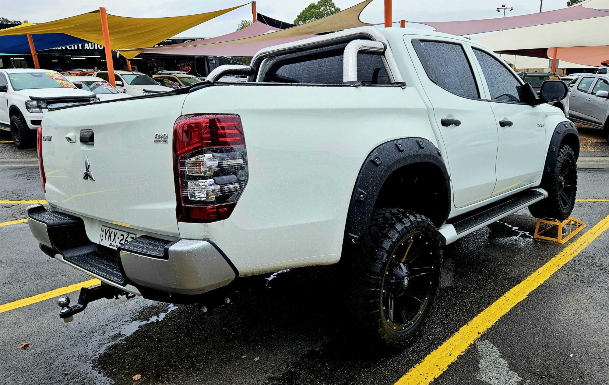 2019 MITSUBISHI TRITON MR MY19 GLX (4x4) 6 SP MANUAL C/CHAS