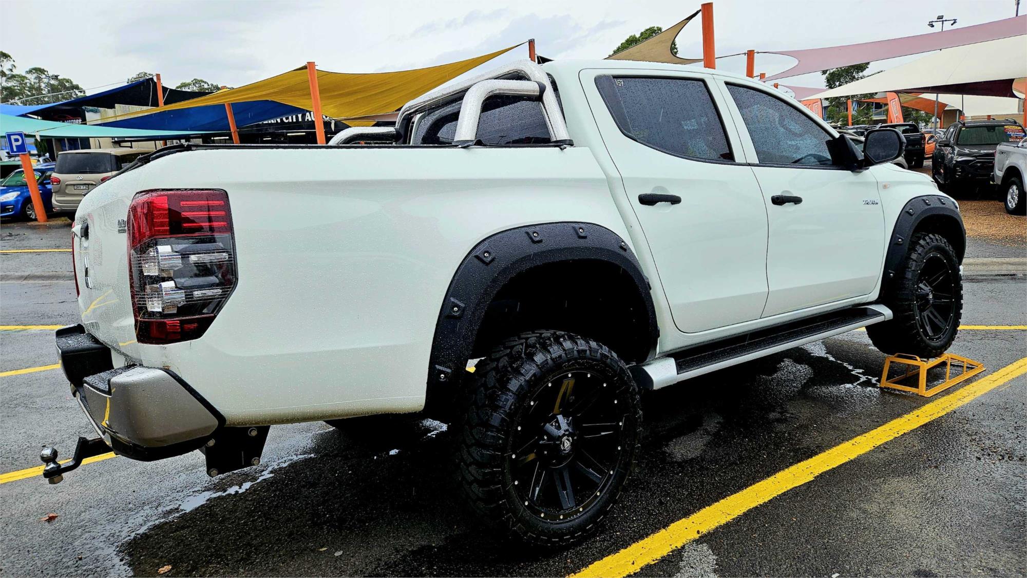 2019 MITSUBISHI TRITON MR MY19 GLX (4x4) 6 SP MANUAL C/CHAS